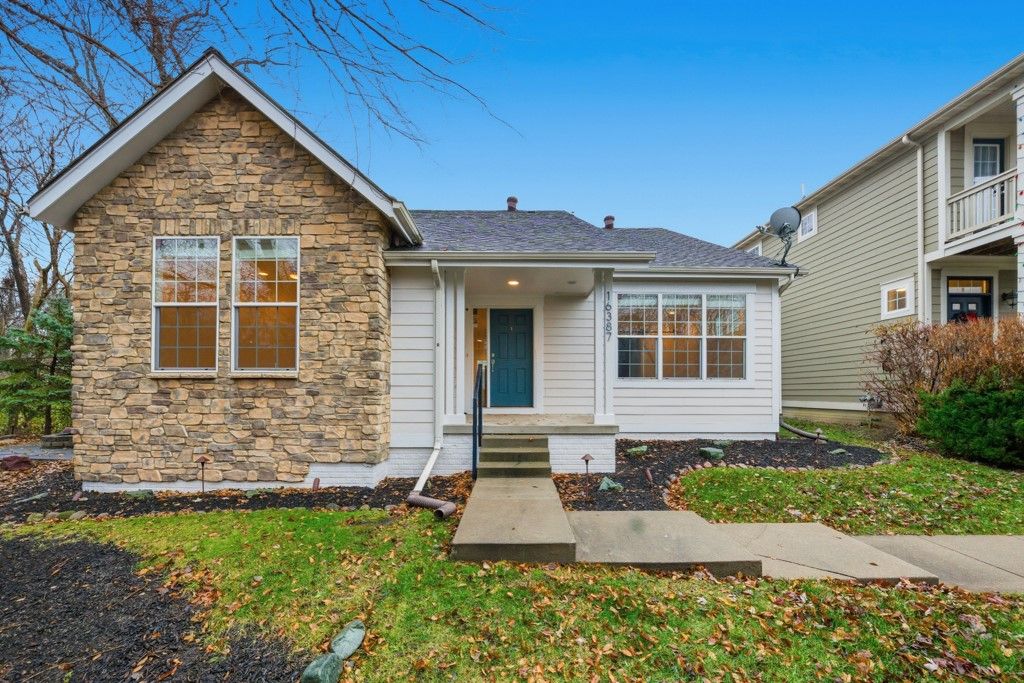 16387 Boston Commons Circle, Clive, IA 50325