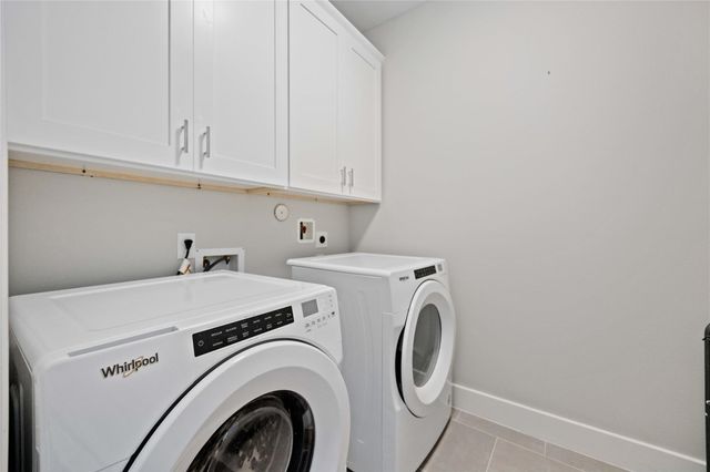 1324 W Pierce St, Houston, TX 77019