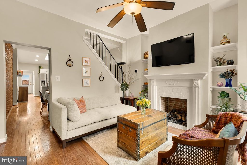 1541 S HANOVER ST, Baltimore, MD 21230