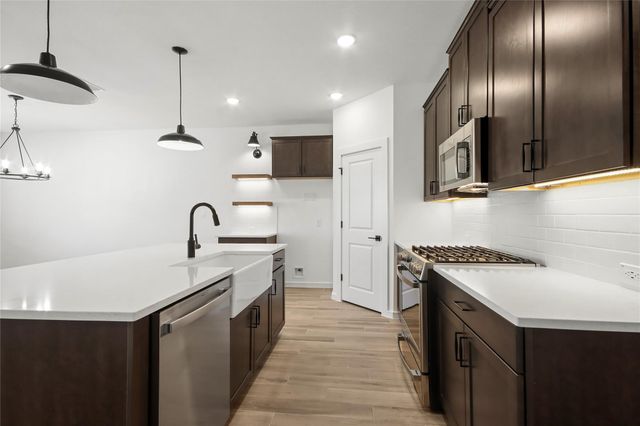 260 Ice Shore Trail, Dayton, TX 77537