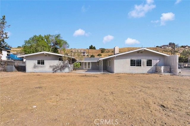 8732 Pico Avenue, Hesperia, CA 92345