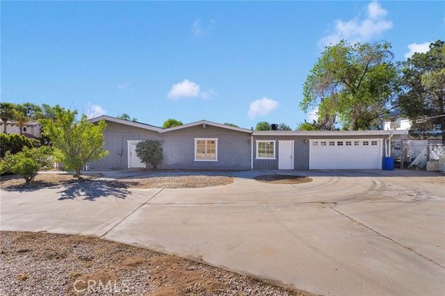 8732 Pico Avenue, Hesperia, CA 92345