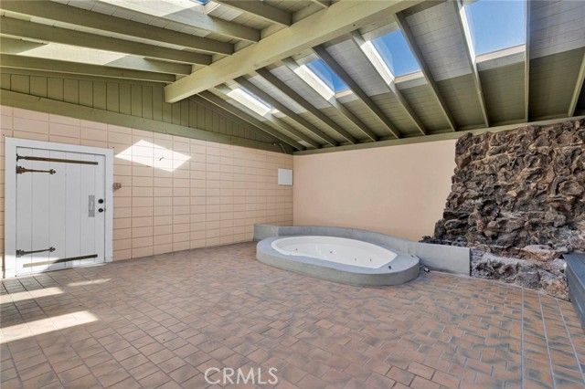 8732 Pico Avenue, Hesperia, CA 92345