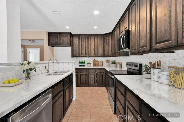 8732 Pico Avenue, Hesperia, CA 92345