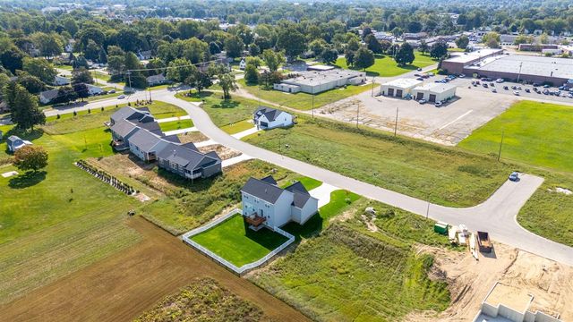 10058 Strawberry Lane, Zeeland, MI 49464