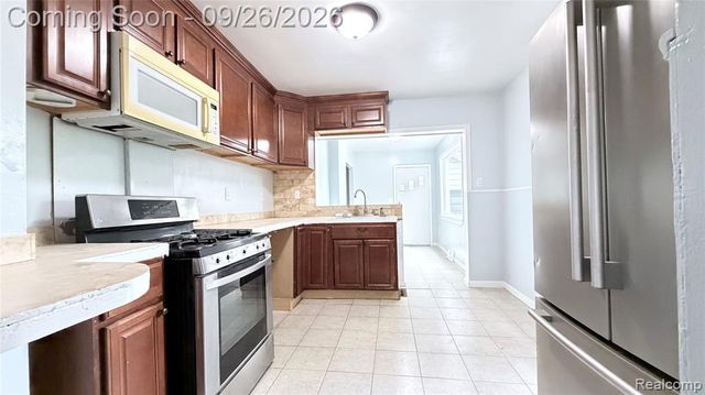 1950 Michael Avenue, Warren, MI 48091