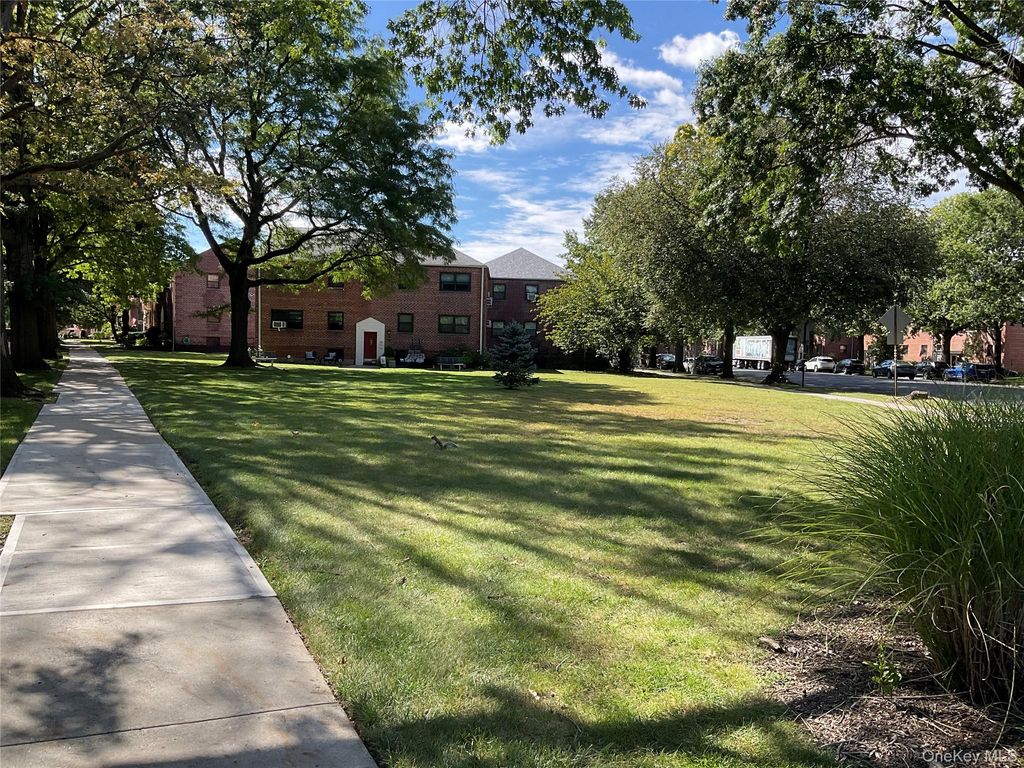 156-33 78th Street 33, Howard Beach, NY 11414 — photo 4