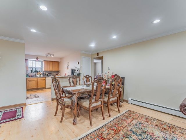 5331 N Delphia Avenue 331e, Chicago, IL 60656