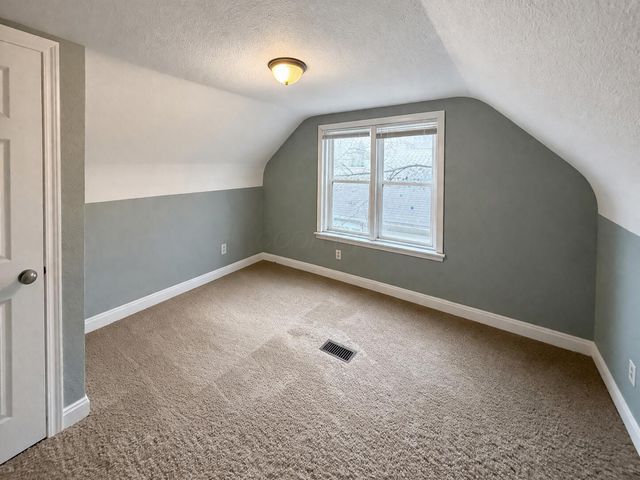 1078 E 19th Avenue, Columbus, OH 43211