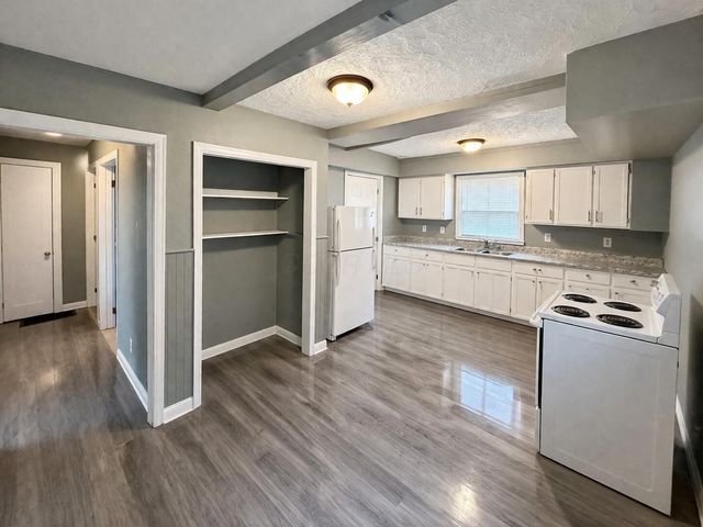 1078 E 19th Avenue, Columbus, OH 43211