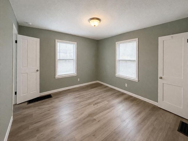 1078 E 19th Avenue, Columbus, OH 43211