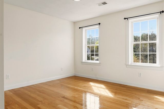 221 Chestnut St, Abington, MA 02351