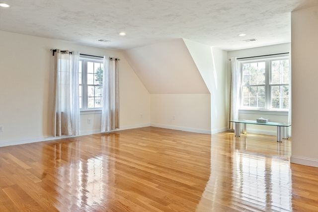 221 Chestnut St, Abington, MA 02351