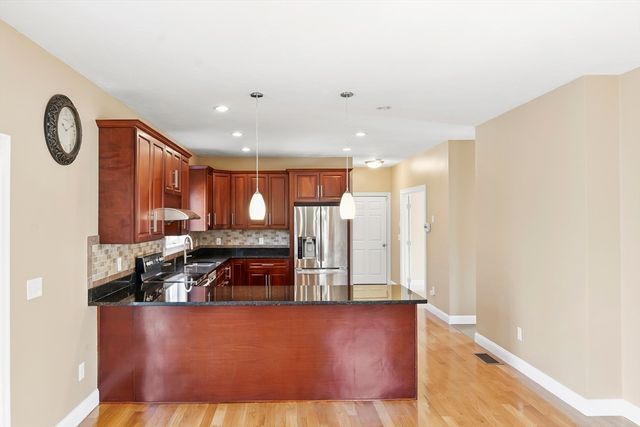 221 Chestnut St, Abington, MA 02351