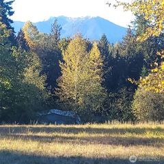 59 NKA Parrish, Sequim, WA 98382