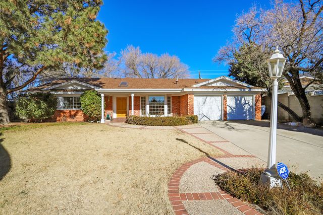 1009 Morina Court NE, Albuquerque, NM 87112