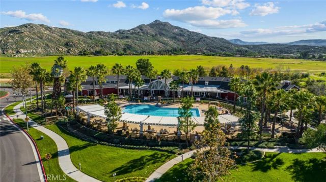 2735 Moonshimmer, Hemet, CA 92543