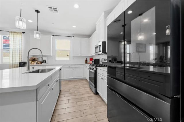 2735 Moonshimmer, Hemet, CA 92543