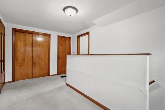 2452 S 74th STREET, West Allis, WI 53219