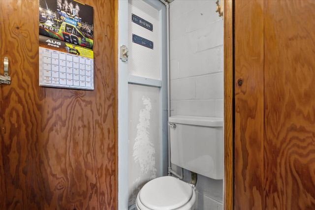 2452 S 74th STREET, West Allis, WI 53219