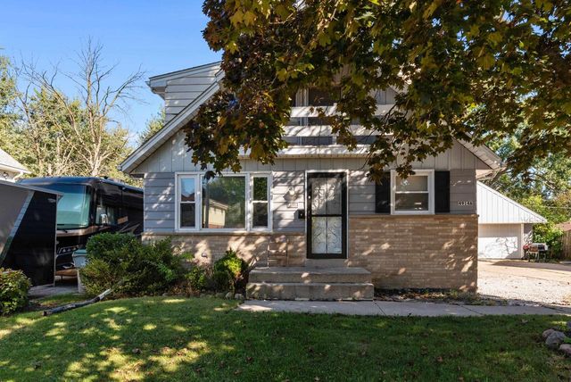 4914 N 105th Street, Milwaukee, WI 53225