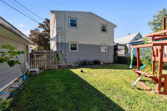 4914 N 105th Street, Milwaukee, WI 53225