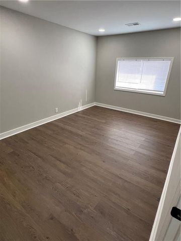 7002 E 112 Street, Kansas City, MO 64134