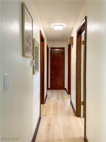 805 Devitt, Campbell, OH 44405