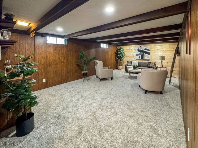 805 Devitt, Campbell, OH 44405