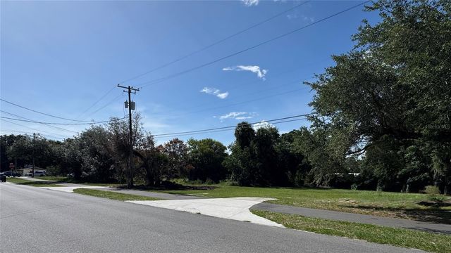 41 E MICHAEL GLADDEN BOULEVARD, Apopka, FL 32703