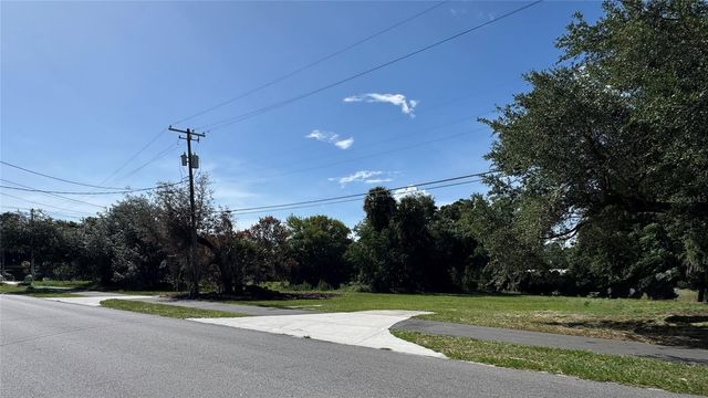 41 E MICHAEL GLADDEN BOULEVARD, Apopka, FL 32703