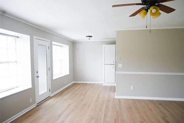 619 W Mahan Street, Richwood, TX 77531