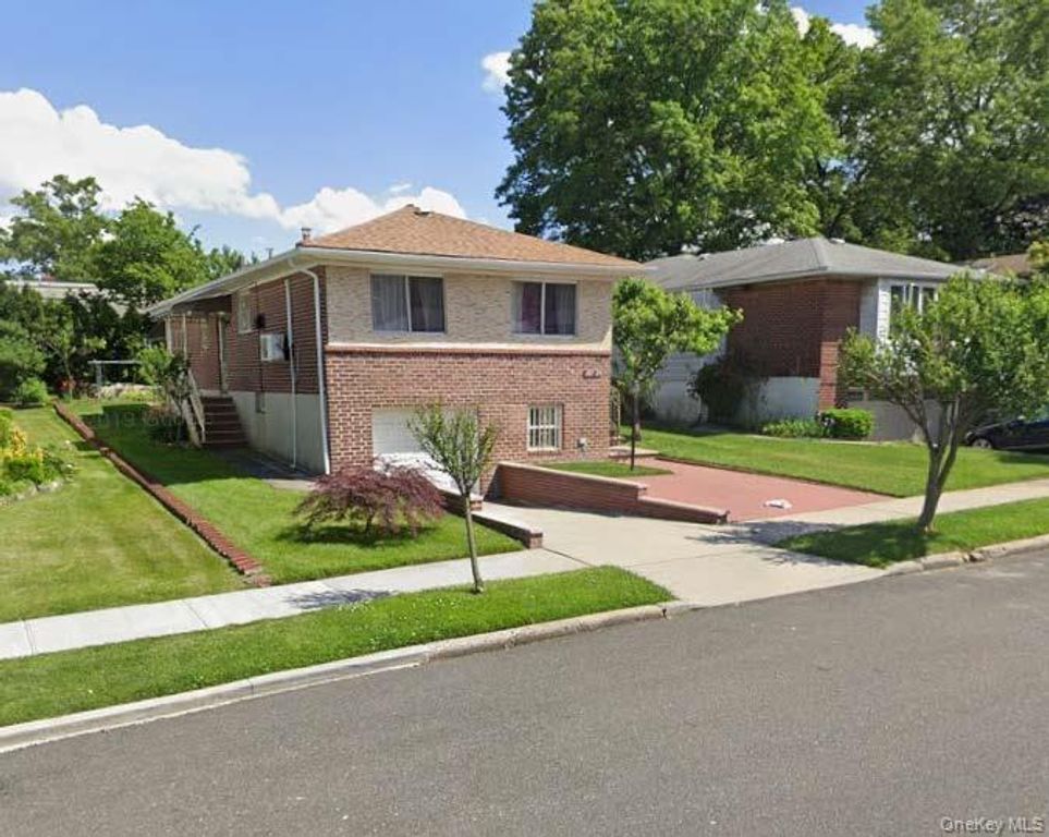 207-24 28th Avenue, Bayside, NY 11360