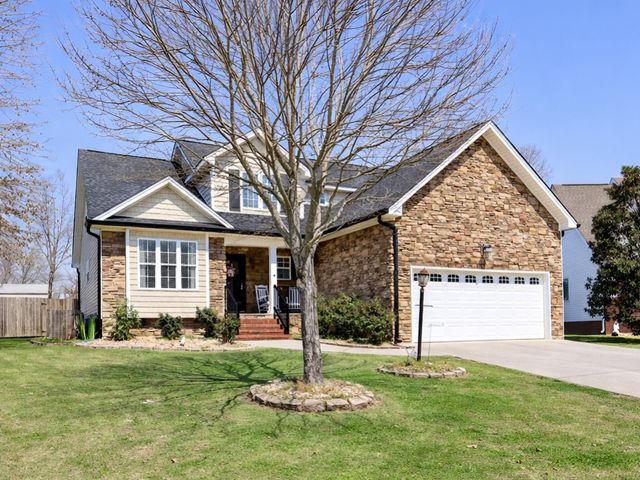 5259 Hunters Cove NW, Cleveland, TN 37312