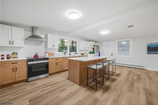 29 Ironia Rd, Chester Twp., NJ 07836