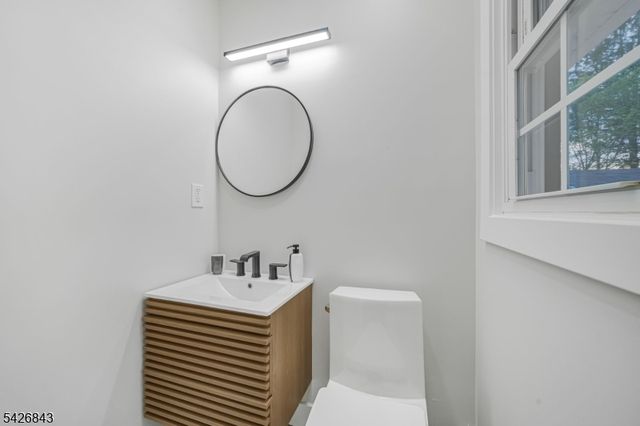 29 Ironia Rd, Chester Twp., NJ 07836