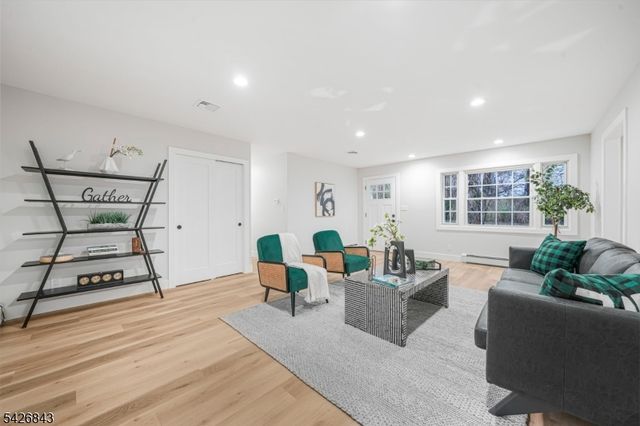 29 Ironia Rd, Chester Twp., NJ 07836