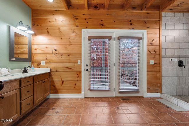 2968 Smoky Bluff Trail, Sevierville, TN 37862