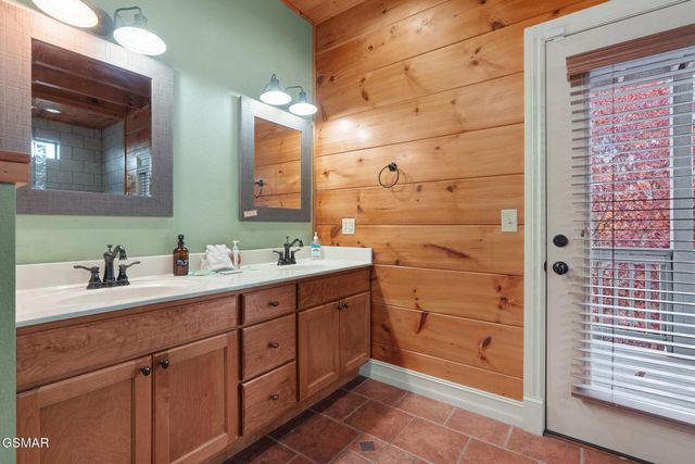 2968 Smoky Bluff Trail, Sevierville, TN 37862