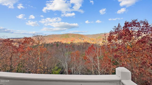 2968 Smoky Bluff Trail, Sevierville, TN 37862