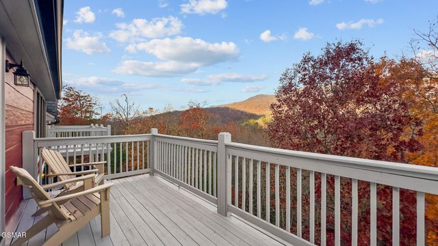 2968 Smoky Bluff Trail, Sevierville, TN 37862