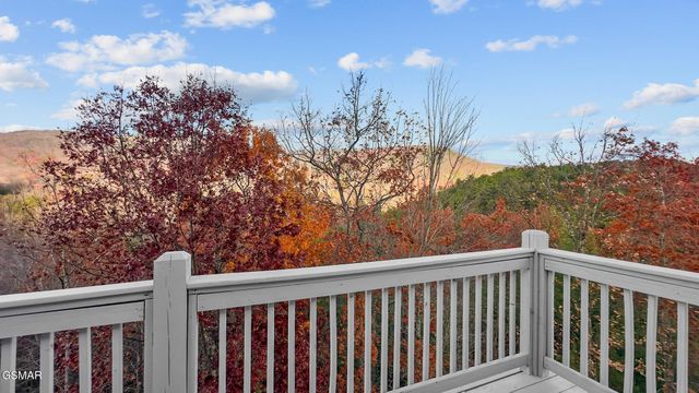 2968 Smoky Bluff Trail, Sevierville, TN 37862