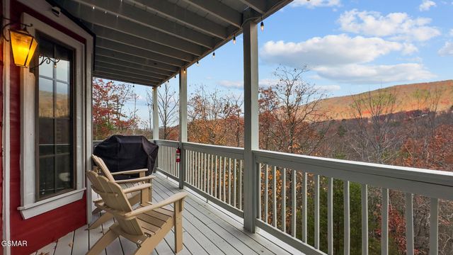 2968 Smoky Bluff Trail, Sevierville, TN 37862