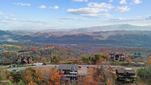 2968 Smoky Bluff Trail, Sevierville, TN 37862