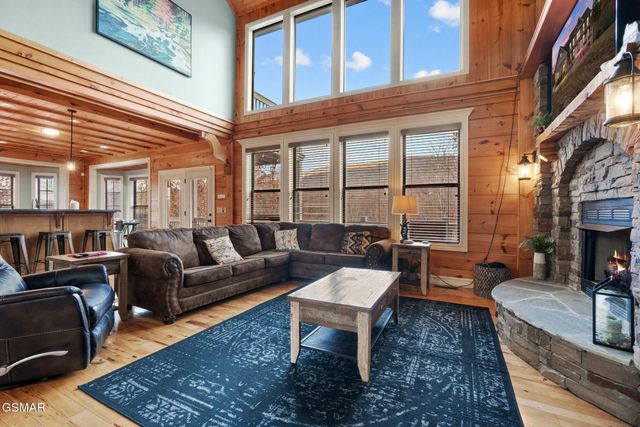 2968 Smoky Bluff Trail, Sevierville, TN 37862