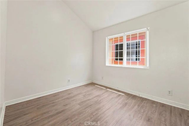 10601 S Main, Los Angeles, CA 90003
