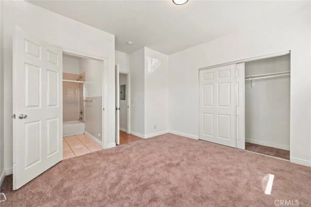 10601 S Main, Los Angeles, CA 90003