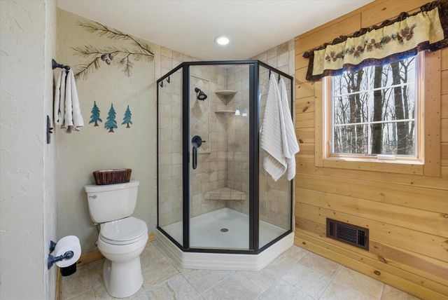 W2147 Hickory Hills COURT, Campbellsport, WI 53010