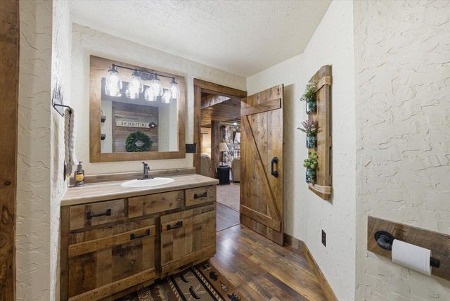 W2147 Hickory Hills COURT, Campbellsport, WI 53010