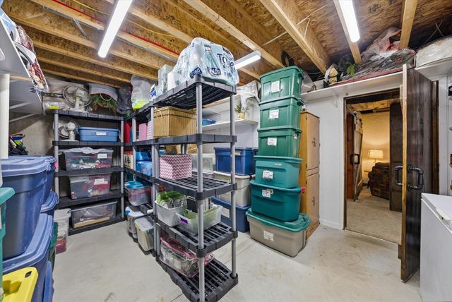 W2147 Hickory Hills COURT, Campbellsport, WI 53010